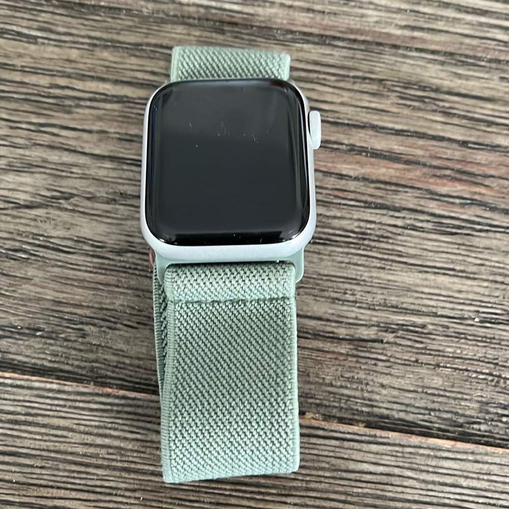 Apple watch series 6
